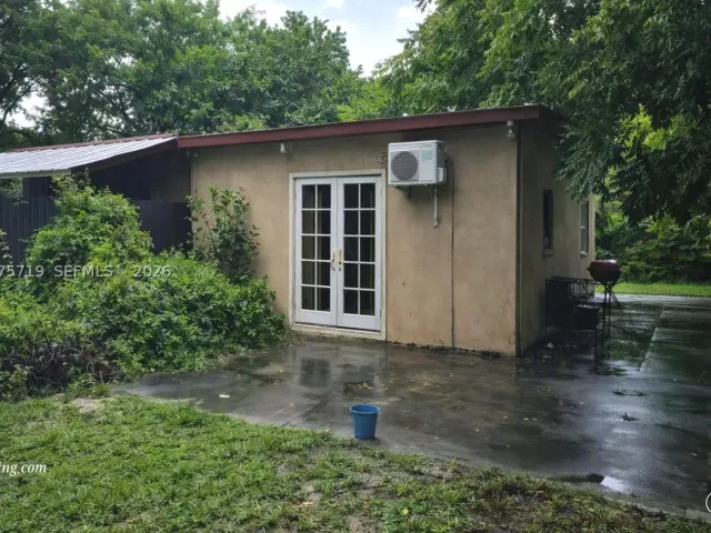 Продажа дома по адресу 759 S Biscayne River Dr - фото 9365738