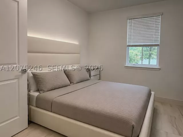 Продажа дома по адресу 181 SW 170th Ave - фото 9381967