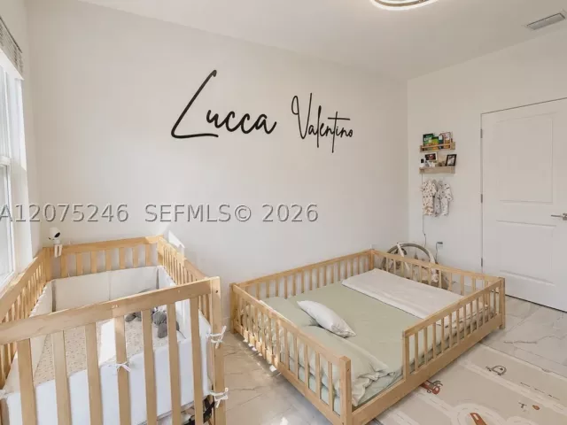 Продажа дома по адресу 181 SW 170th Ave - фото 9381981