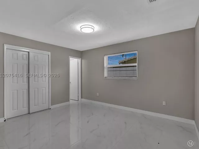 Продажа дома по адресу 6800 Raleigh St - фото 9365875