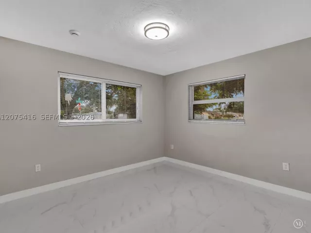 Продажа дома по адресу 6800 Raleigh St - фото 9365881