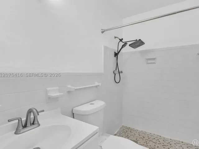 Продажа дома по адресу 6800 Raleigh St - фото 9365883