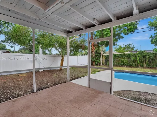 Продажа дома по адресу 6800 Raleigh St - фото 9365888