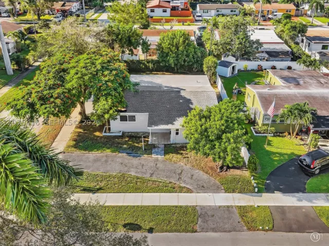 Продажа дома по адресу 6800 Raleigh St - фото 9365894