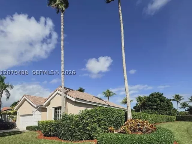 Продажа дома по адресу 505 SE 26th Dr - фото 9363850