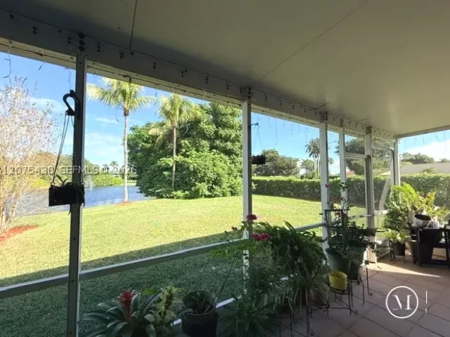 Продажа дома по адресу 505 SE 26th Dr - фото 9363854