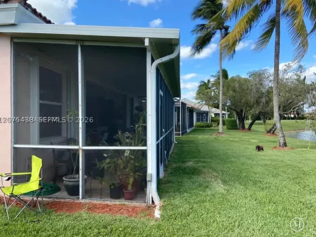 Продажа дома по адресу 505 SE 26th Dr - фото 9363815
