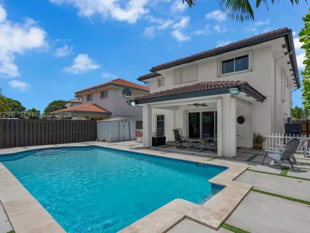 Продажа дома по адресу 16711 SW 140th Ave - фото 9369245