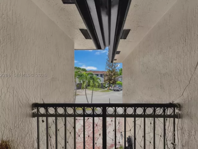 Продажа дома по адресу 16711 SW 140th Ave - фото 9369251