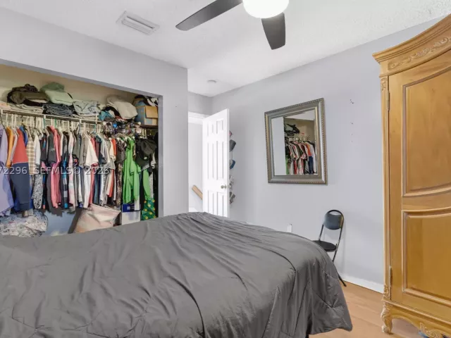 Продажа дома по адресу 16711 SW 140th Ave - фото 9369258