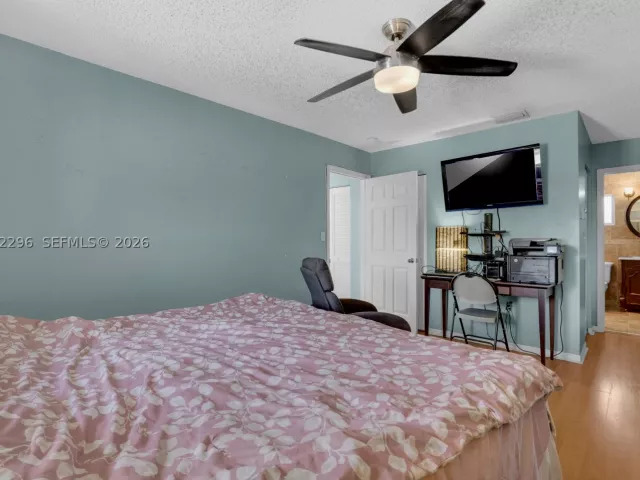 Продажа дома по адресу 16711 SW 140th Ave - фото 9369261
