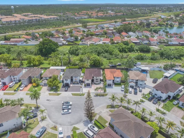 Продажа дома по адресу 16711 SW 140th Ave - фото 9369270