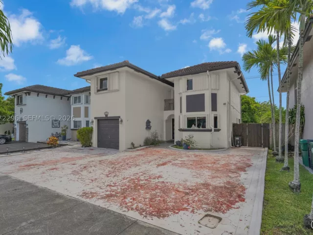 Продажа дома по адресу 16711 SW 140th Ave - фото 9369228