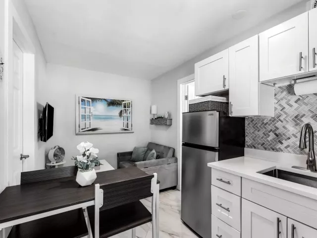 Дом в аренду по адресу 517 IBIS Drive - фото 9364105