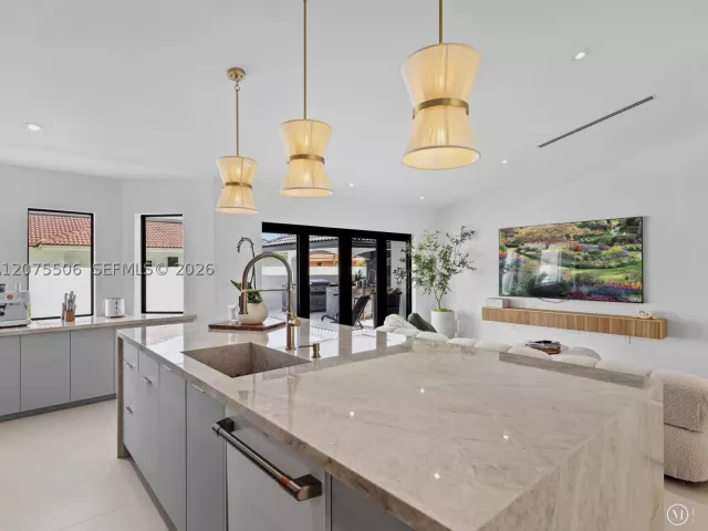 Продажа дома по адресу 3209 SW 142nd Pl - фото 9370509