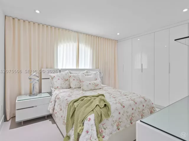 Продажа дома по адресу 3209 SW 142nd Pl - фото 9370524