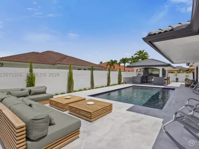 Продажа дома по адресу 3209 SW 142nd Pl - фото 9370527