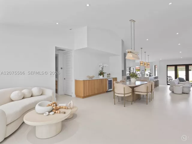 Продажа дома по адресу 3209 SW 142nd Pl - фото 9370499