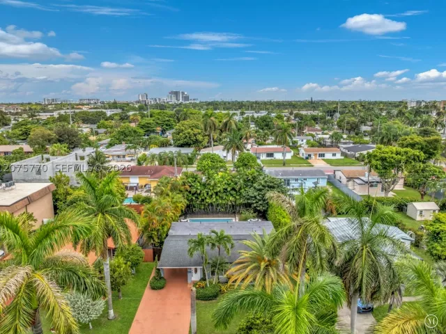 Продажа дома по адресу 907 NE 5th St - фото 9365511