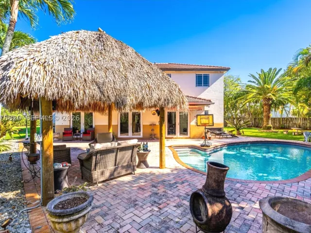 Продажа дома по адресу 12071 SW 1st St - фото 9365717