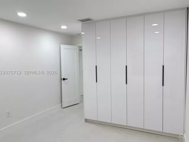 Продажа дома по адресу 4291 SW 14th St - фото 9366667