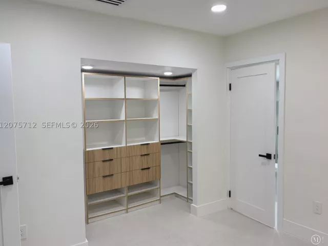 Продажа дома по адресу 4291 SW 14th St - фото 9366671