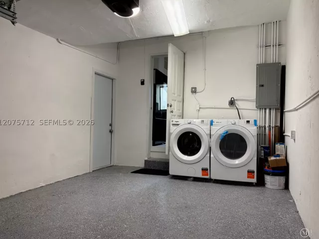 Продажа дома по адресу 4291 SW 14th St - фото 9366675