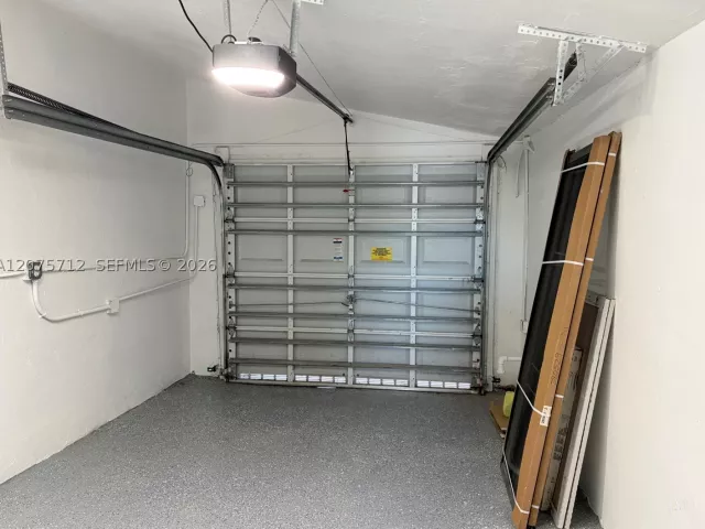 Продажа дома по адресу 4291 SW 14th St - фото 9366676