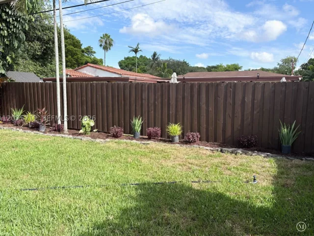 Продажа дома по адресу 4291 SW 14th St - фото 9366683