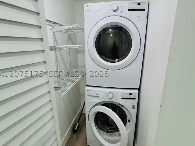 Продажа дома по адресу 100 SW 51st Ct - фото 9373227