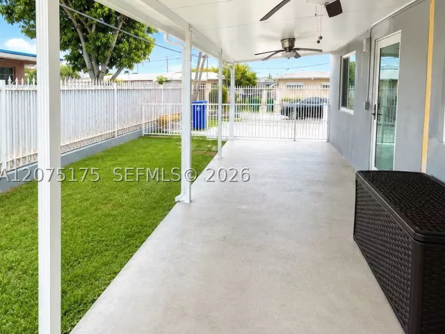 Продажа дома по адресу 100 SW 51st Ct - фото 9373234
