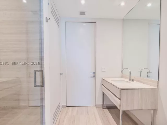 Квартира в аренду номер5403 - фото 9371456