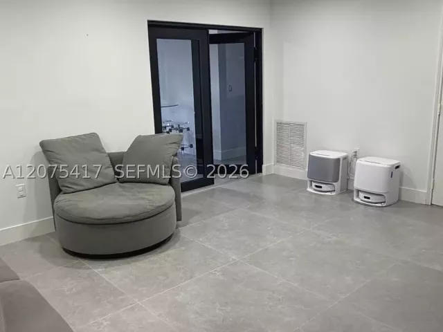 Продажа дома по адресу 15042 SW 149th St - фото 9366721
