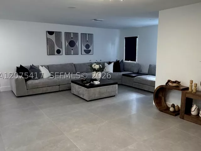Продажа дома по адресу 15042 SW 149th St - фото 9366724