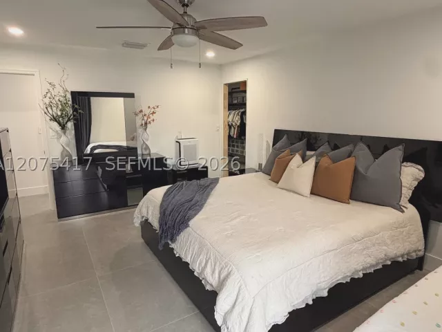 Продажа дома по адресу 15042 SW 149th St - фото 9366732