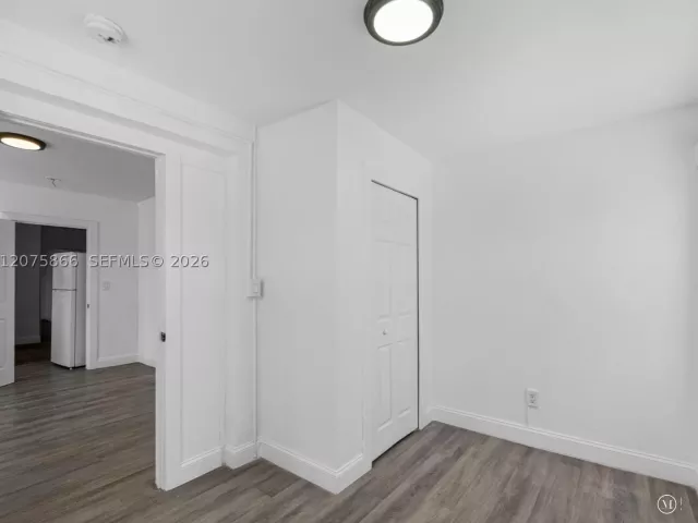Продажа дома по адресу 500 SW 8th Ave - фото 9366706