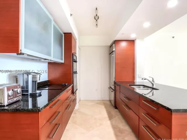 Квартира в аренду номер3704 - фото 9368673