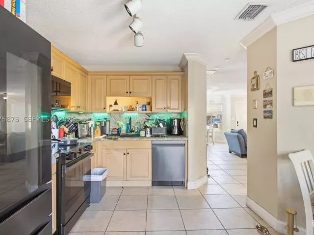 Продажа дома по адресу 16405 SW 73rd Ln - фото 9372462