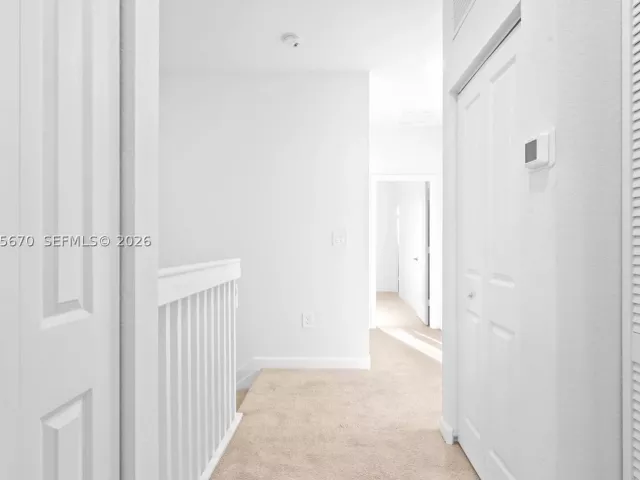 Продажа дома по адресу 12428 NW 23rd Ct - фото 9367173
