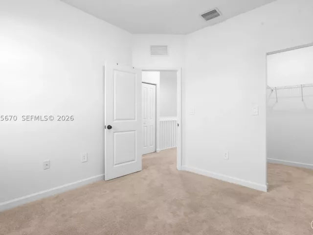 Продажа дома по адресу 12428 NW 23rd Ct - фото 9367175