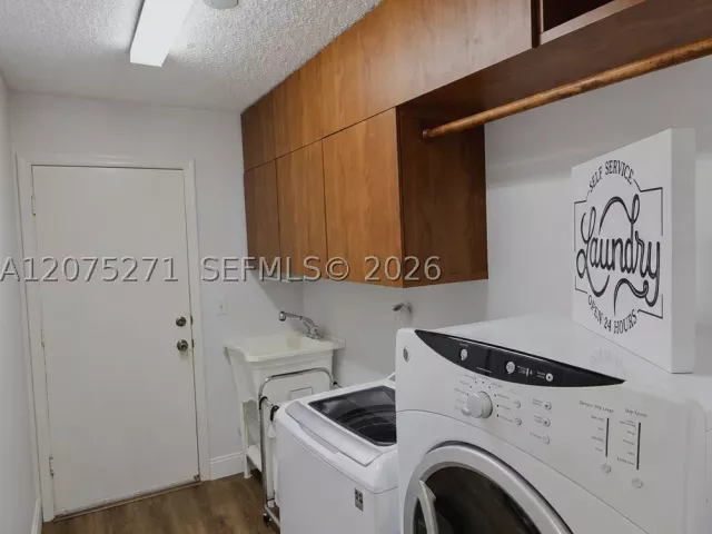 Продажа дома по адресу 18341 NW 10th St - фото 9377364