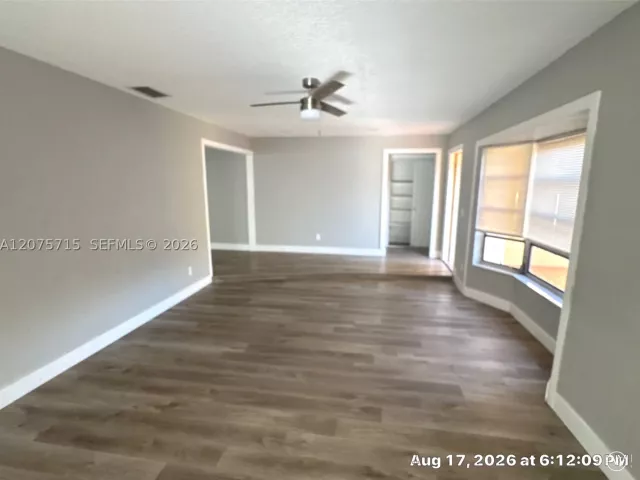 Продажа дома по адресу 9401 NW 20th St - фото 9372348