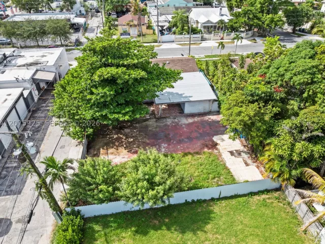 Продажа дома по адресу 2723 NW 3rd St - фото 9376555