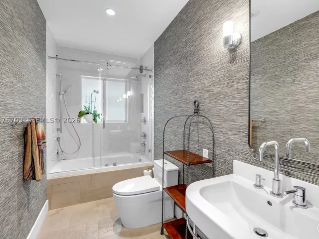 Продажа дома по адресу 1885 Daytonia Rd - фото 9382153