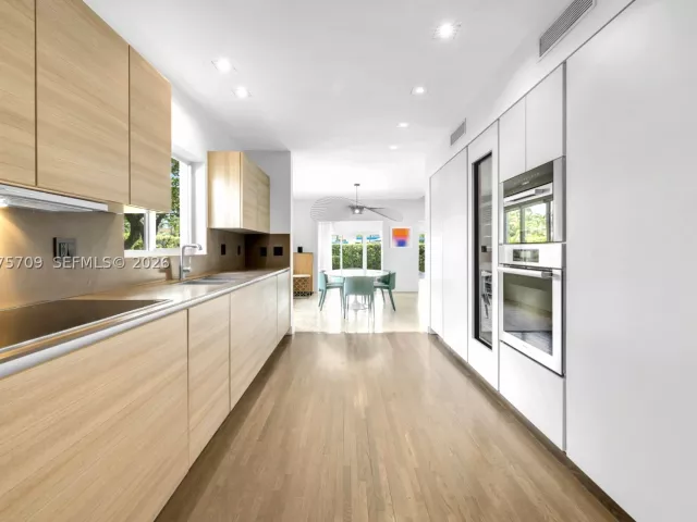Продажа дома по адресу 1885 Daytonia Rd - фото 9382129