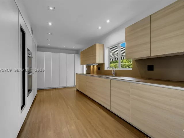 Продажа дома по адресу 1885 Daytonia Rd - фото 9382131