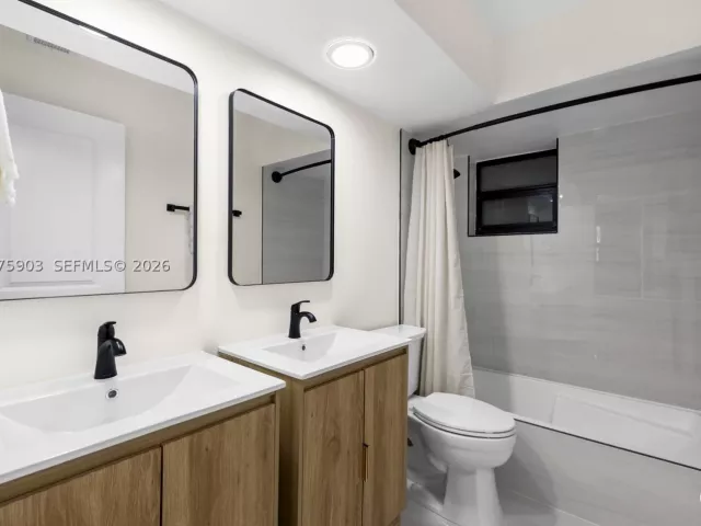 Продажа дома по адресу 5741 Simms St - фото 9378151