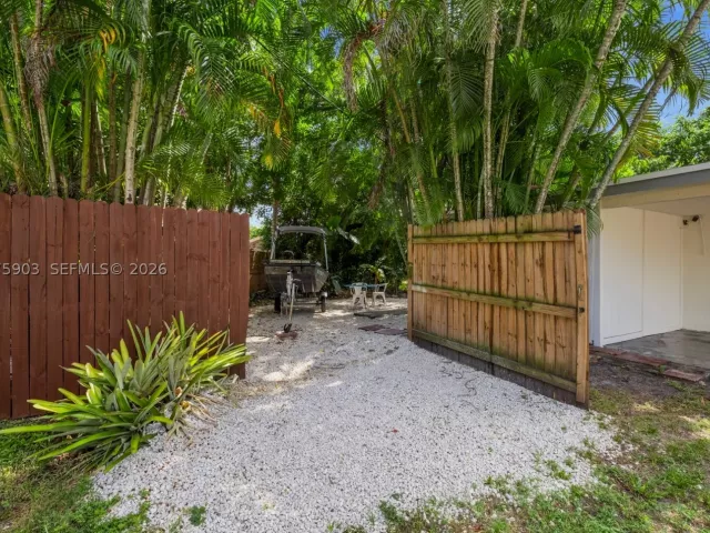 Продажа дома по адресу 5741 Simms St - фото 9378161