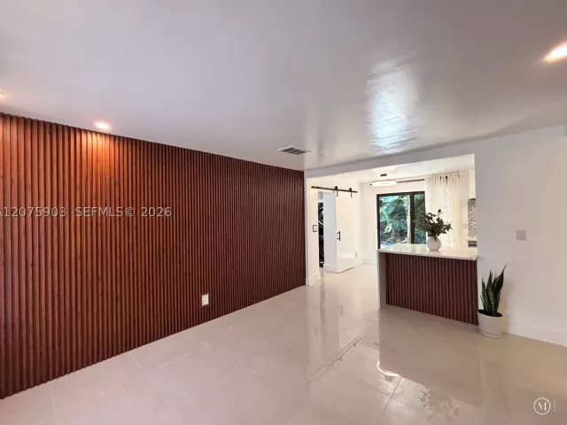 Продажа дома по адресу 5741 Simms St - фото 9378170