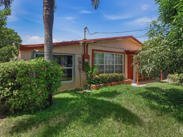 Продажа дома по адресу 691 NW 20TH Court - фото 9368548